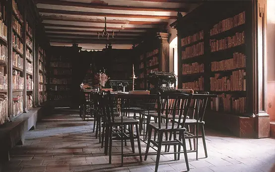 Biblioteca del Convento de Santa Ana Biblioteca del Convento de Santa Ana