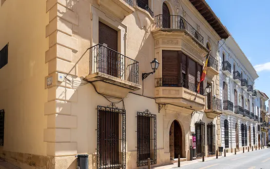 Fachada del Museo de Ciencias Naturales y Etnográfico Jerónimo Molina